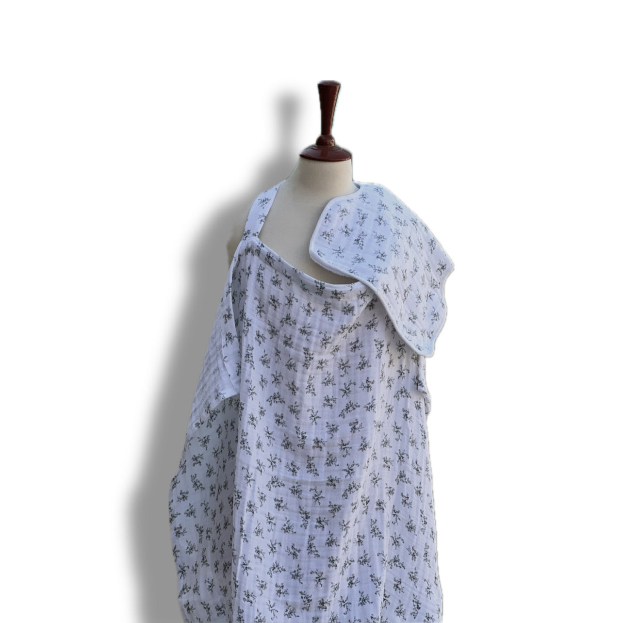 LEAFY GREEN NURSING COVER