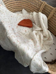 DUCKLING MUSLIN SWADDLE