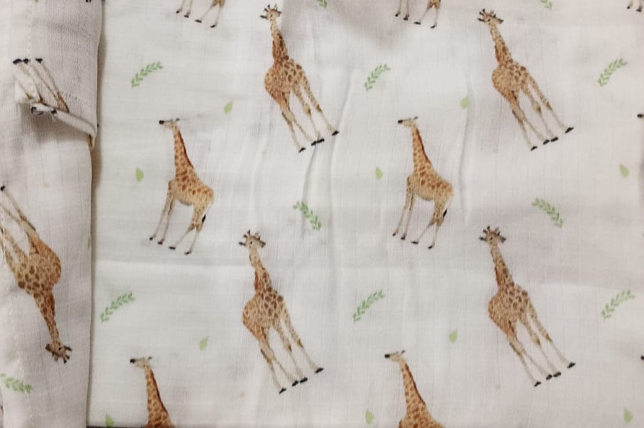 GIRAFFE MUSLIN SWADDLE MTM
