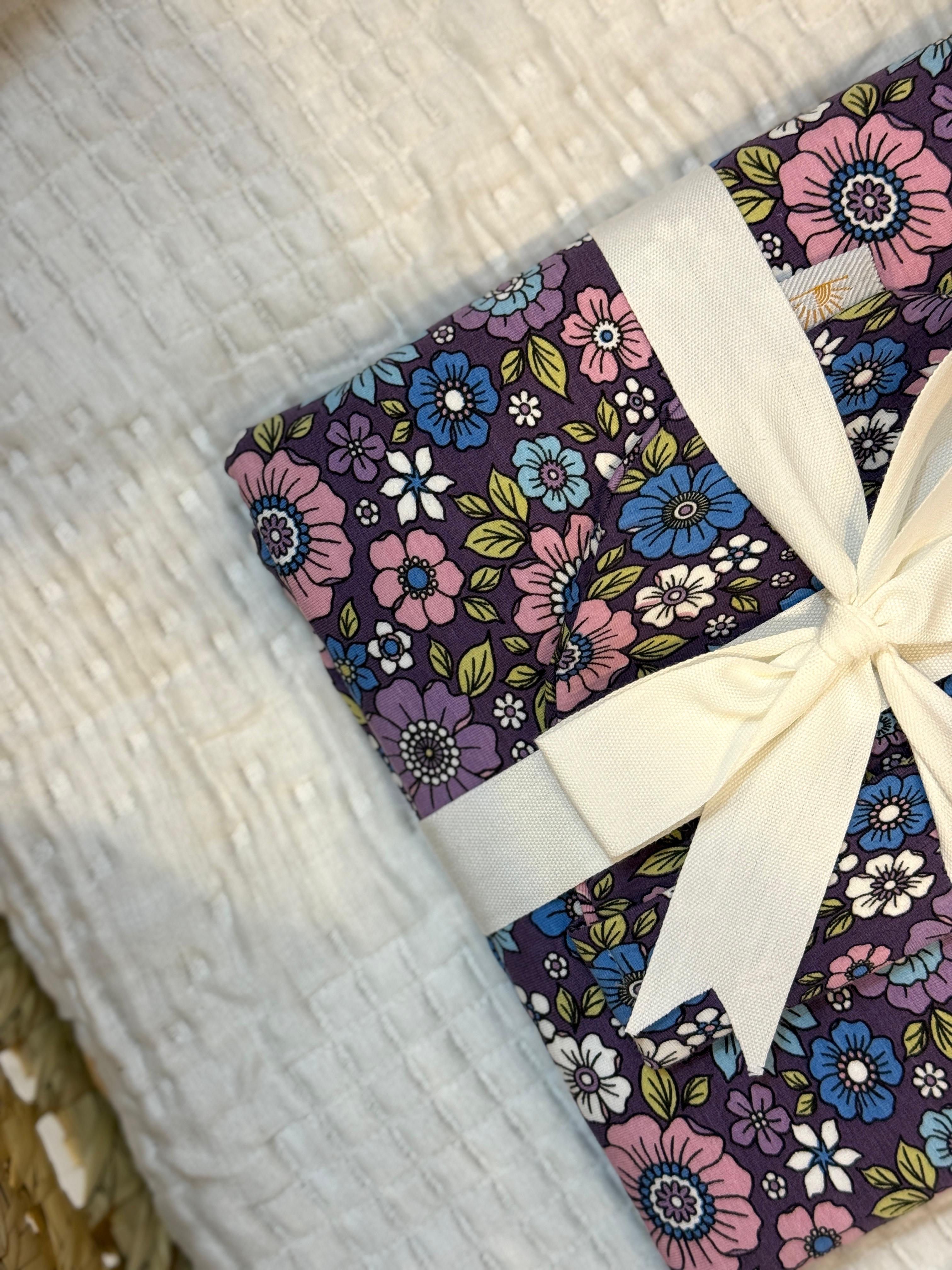 LAVENDER JERSEY SWADDLE