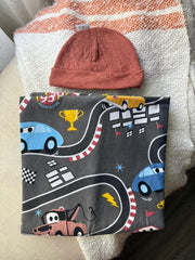 CARNIVAL FREINDS FLANNEL SWADDLE