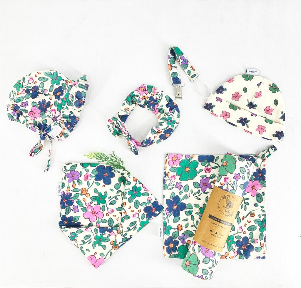 WHIMSEY MUSLIN SWADDLE